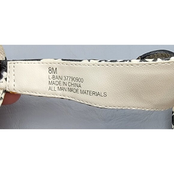 Libby Edelman White Snake Print Wedge Sandals 8M Open Toe Strappy Zip Back EUC - Picture 15 of 15